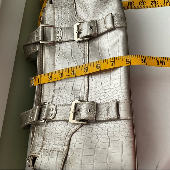 WORTHINGTON, PLATINUM/ METALLIC FAUX CROCODILE, LEATHER PURSE - Picture 7 of 7